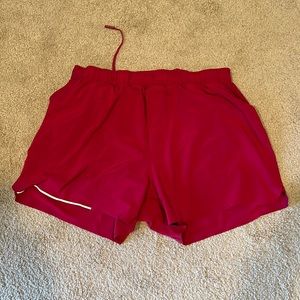 Pink lululemon x Barry’s shorts Sz Large